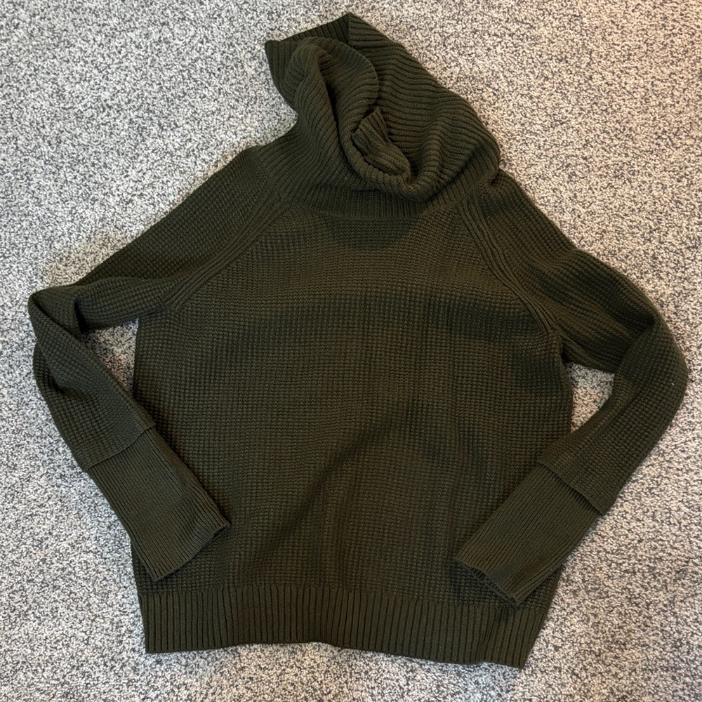 Market & Spruce Forest Green Cowl Neck Sweater